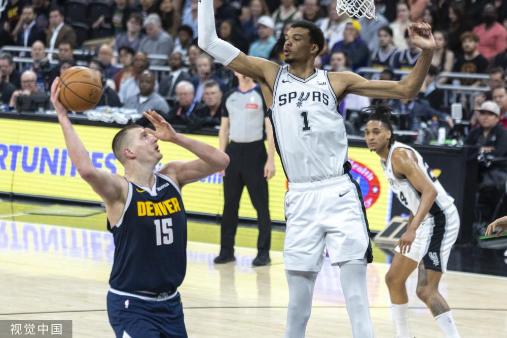 超内部转会 超内部转会