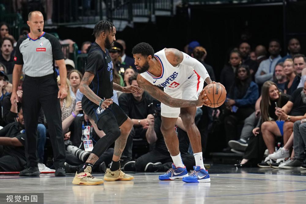 将他放在主 将他放在主